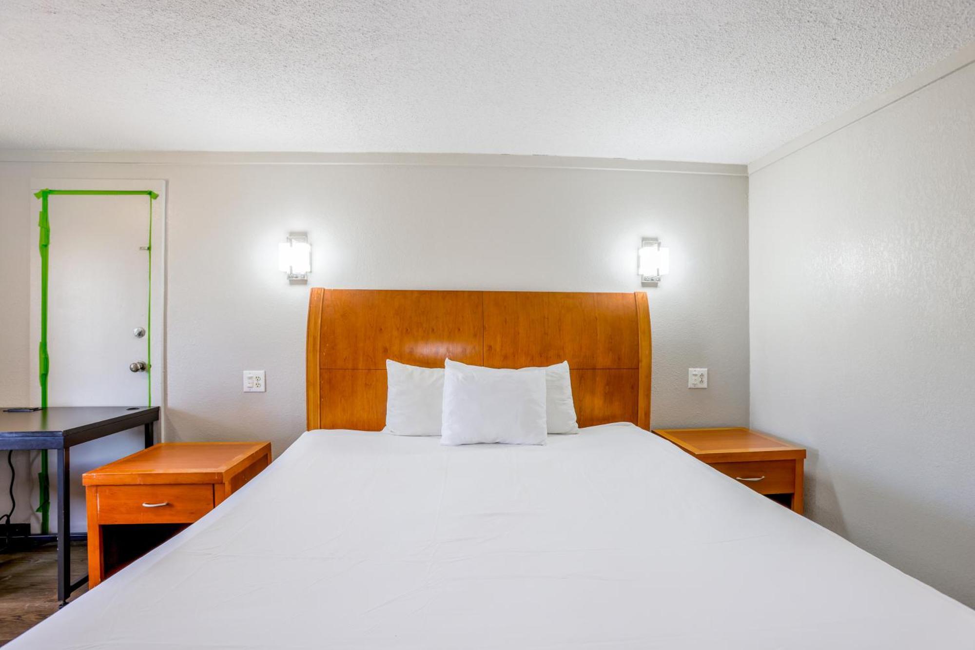 Cozy Garden Inn By Oyo Hwy 40 Richmond Exterior photo