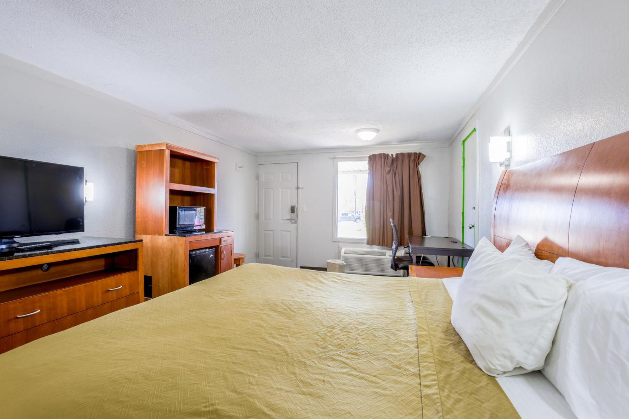 Cozy Garden Inn By Oyo Hwy 40 Richmond Exterior photo