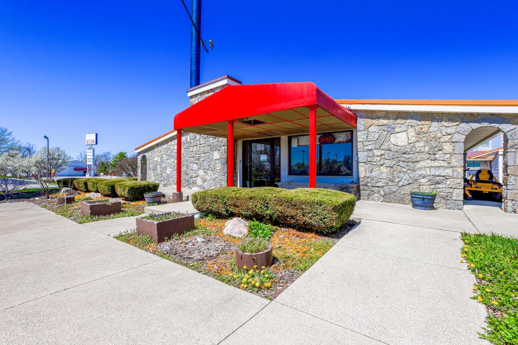 Cozy Garden Inn By Oyo Hwy 40 Richmond Exterior photo